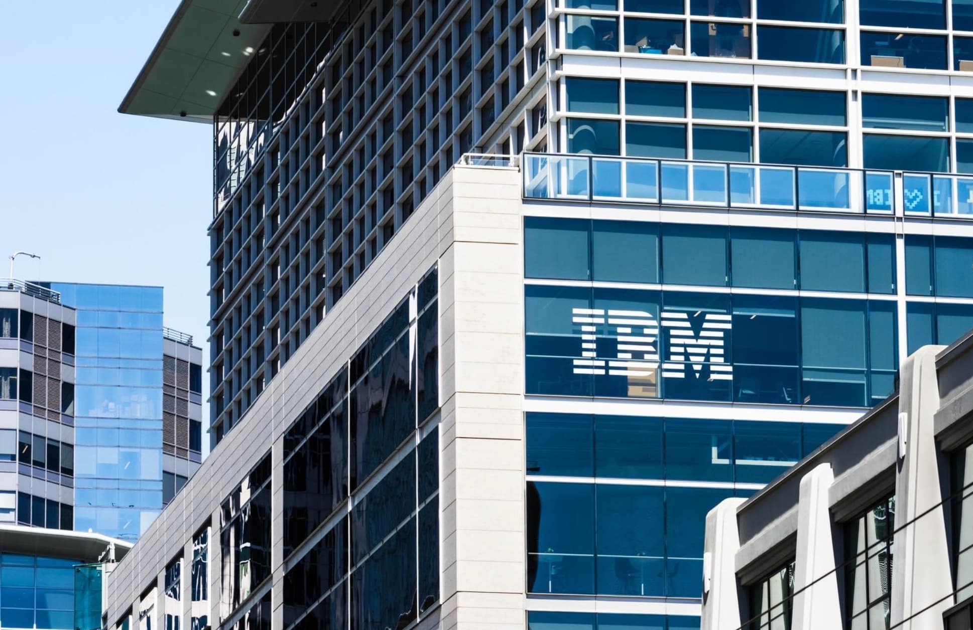 IBM Crashes 25% — What the 8-K Actually Says