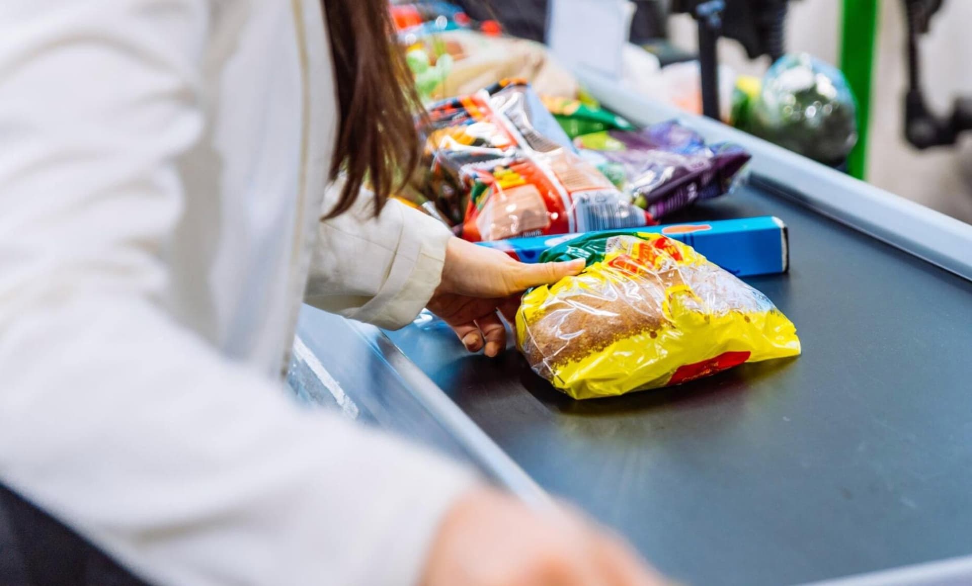 June CPI Preview: Will 3.8% Kill the Rate-Cut Dream?