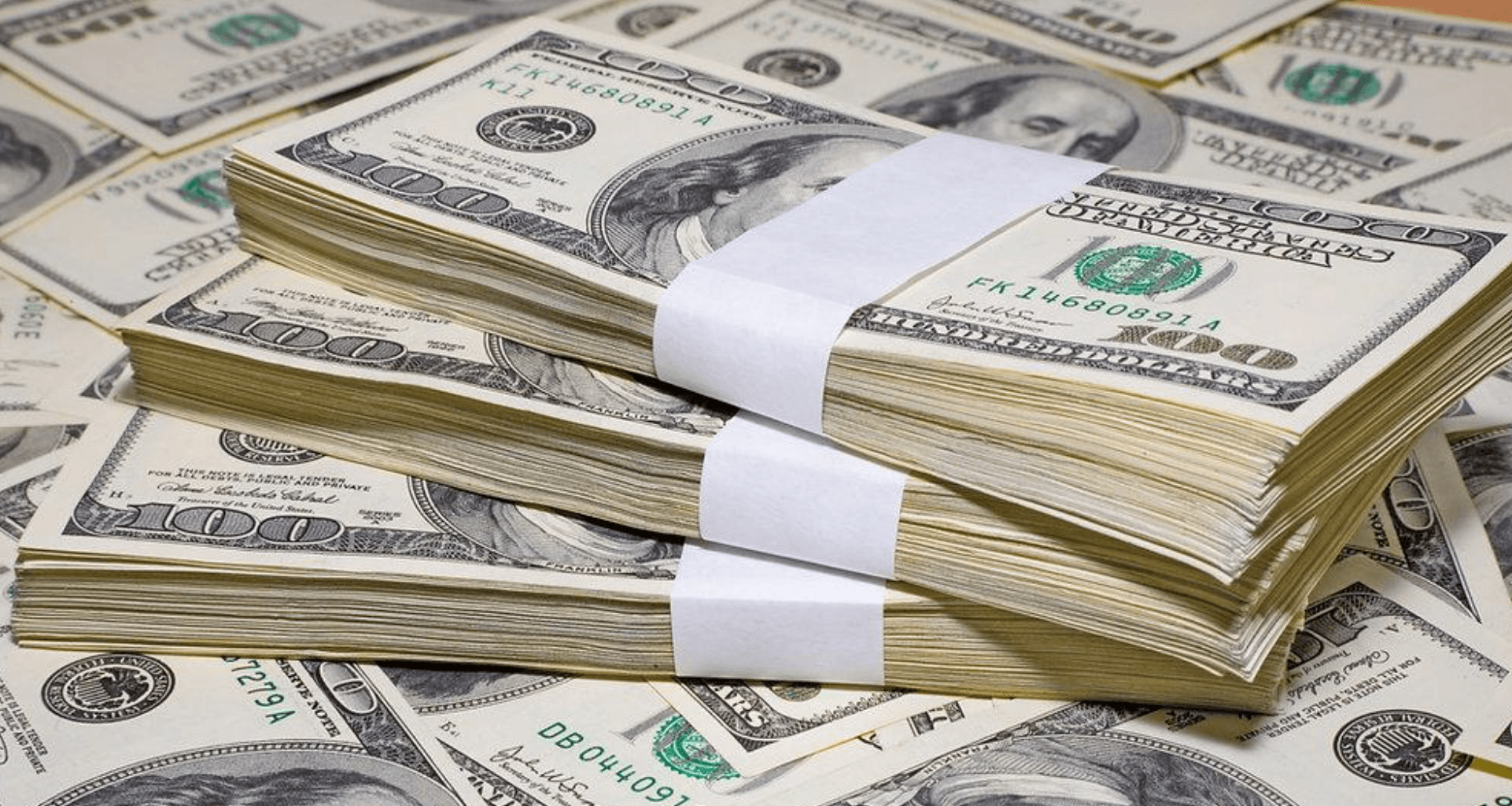 VOO Hits $1T, DRAM Up 166%: ETF Flows in 2026