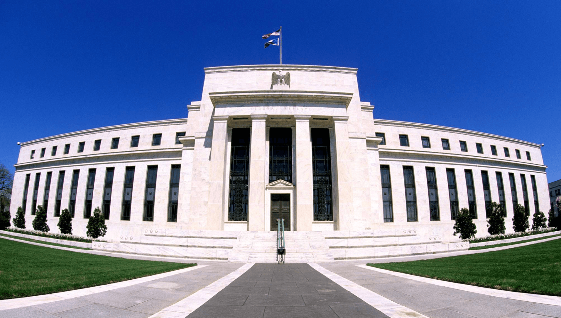 Yield Curve Steepens to 41bps as Oil Reignites
