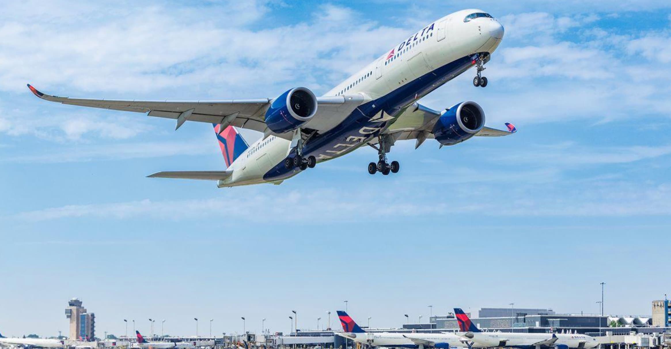 Delta Q2 EPS Beats at $1.56, Premium Cabin Leads
