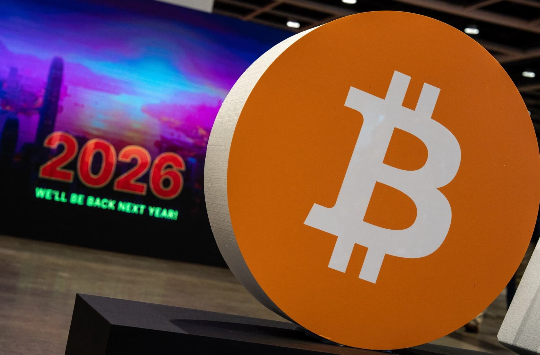 Bitcoin Stalls at $80K as Iran Conflict Lifts Oil to $100