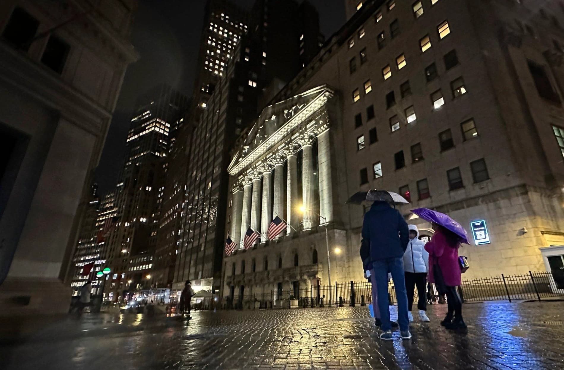 VIX Spikes 6.6% as Iran Shock Hits Complacent Market