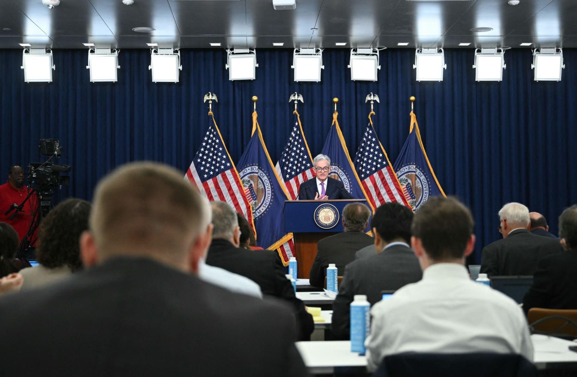 Fed's Hike Signal Hardens as PCE Hits 4.1%