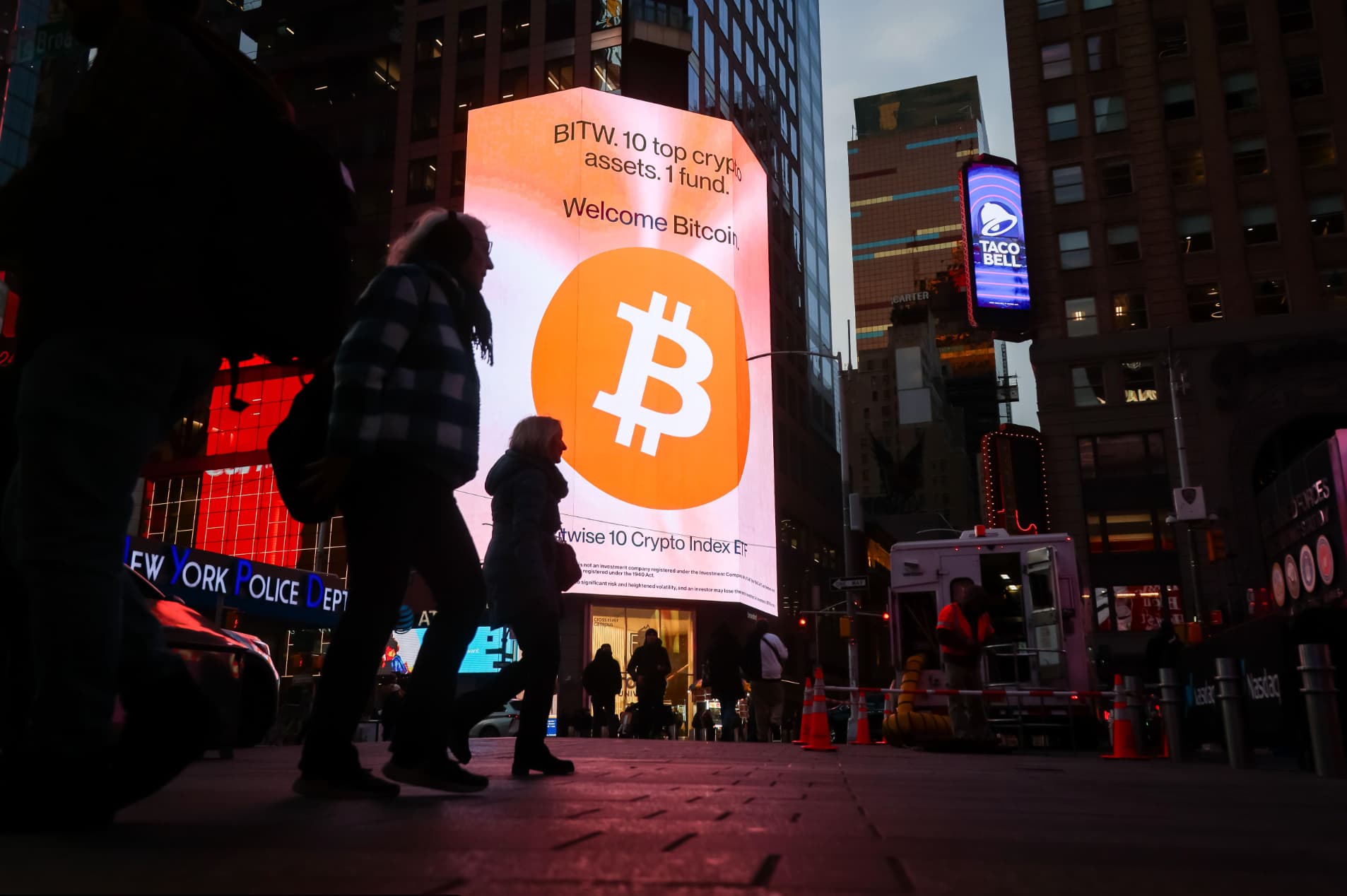 Bitcoin ETF Inflows Snap 10-Day Streak at $63K