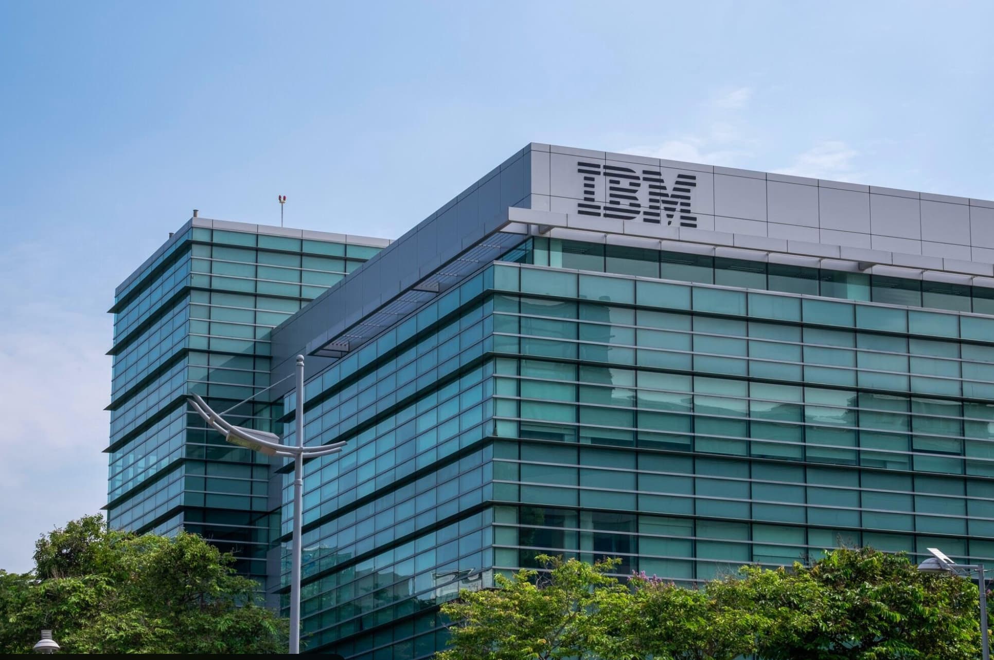 IBM Drops 2.42% as Bank Stocks Slide: Monday's Losers