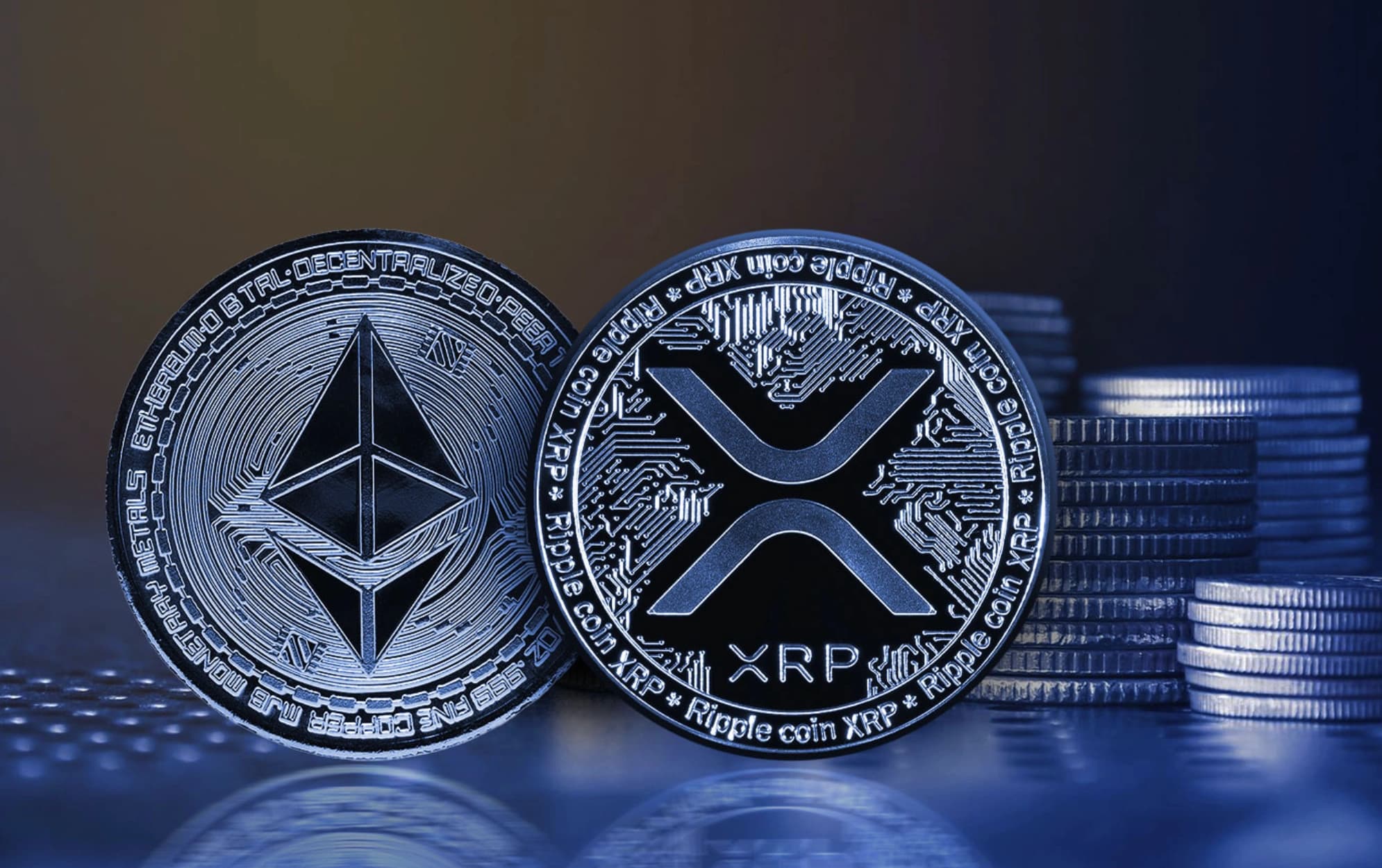 XRP Leads Alts With +6% as ETH Eyes $2,920 Target