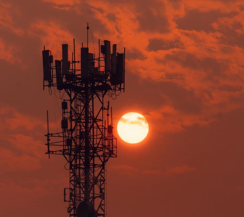 XLC Surges 2.6% as Tech Bleeds: Rotation Trade Is Live