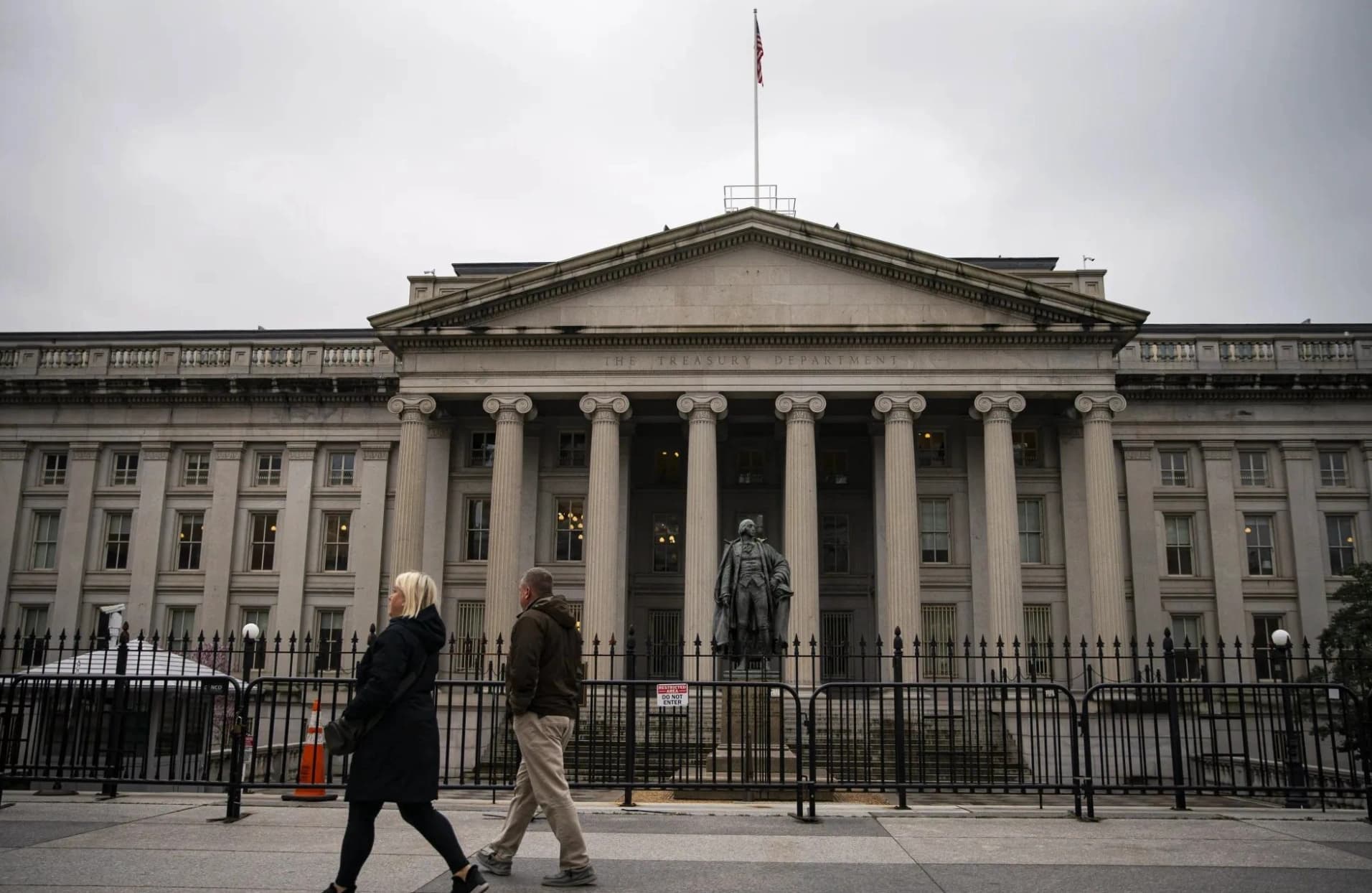 10-Year Yield Hits 5.11%: Equities Break Down