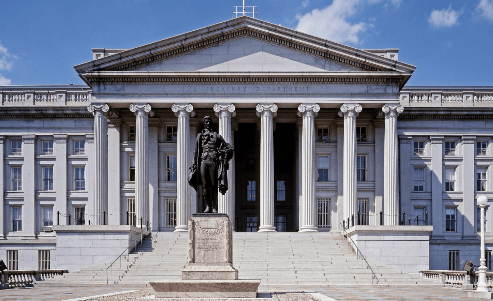 Bond Rout Deepens: 30-Year Hits Multidecade High
