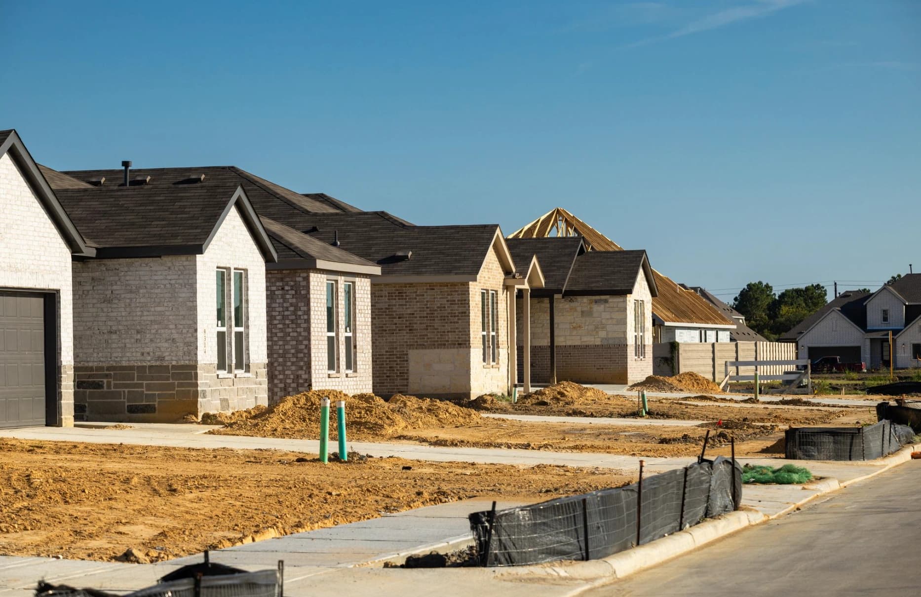 Housing Starts Slip as Mortgage Rates Stay Punishing