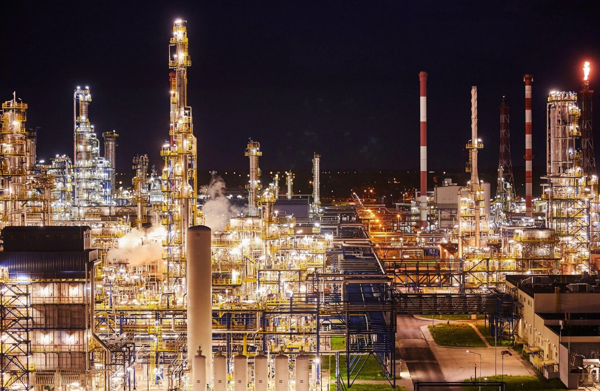 Nasdaq Futures Bleed as Oil Hits $111 and Chips Crack