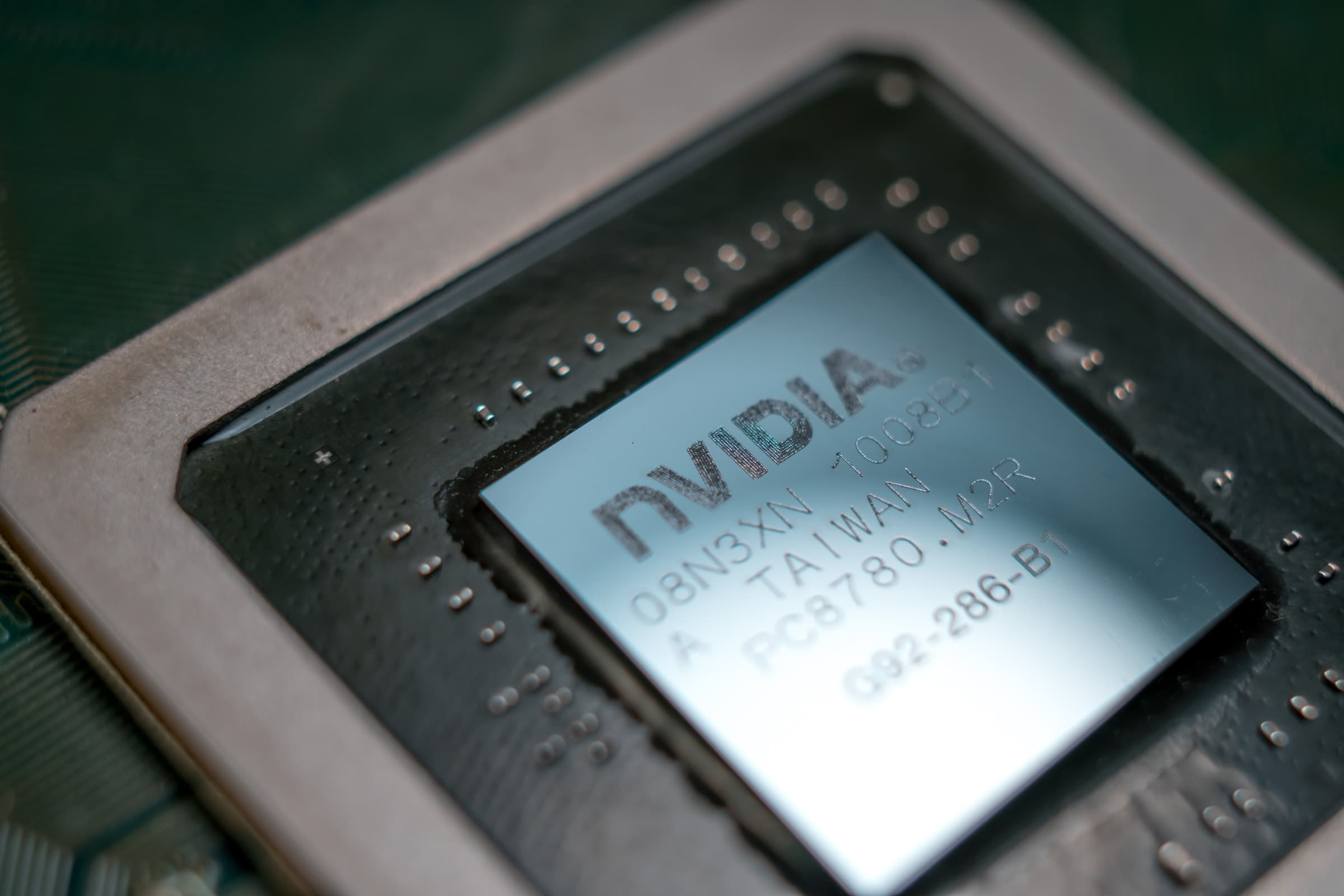 NVDA's $975B Chip Market Faces BofA Bubble Warning