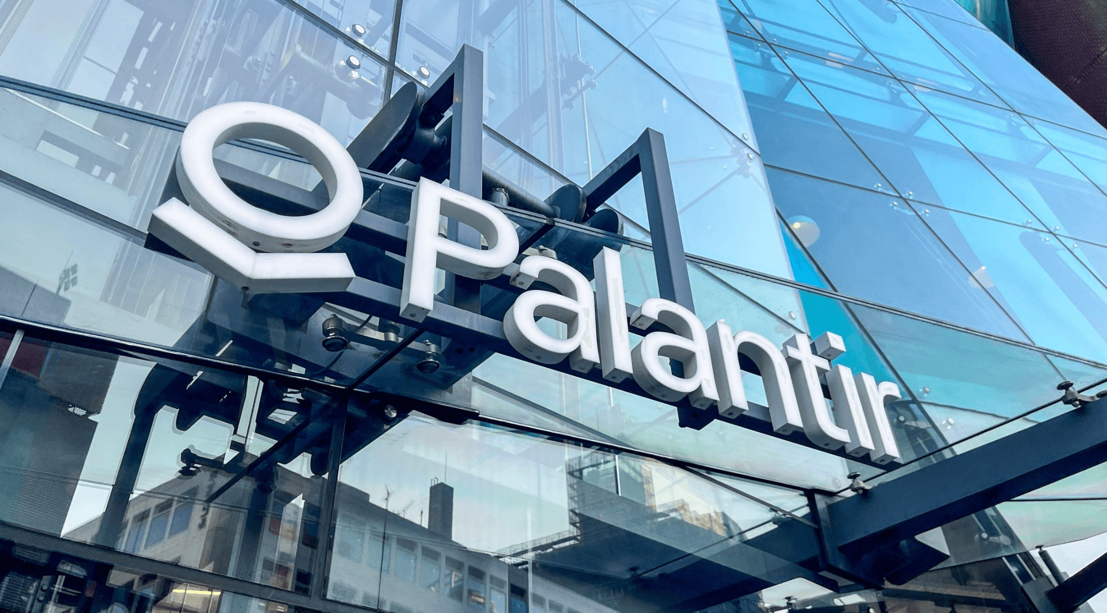 Palantir Surges 29.5% on AI Demand; AMD Adds 7%