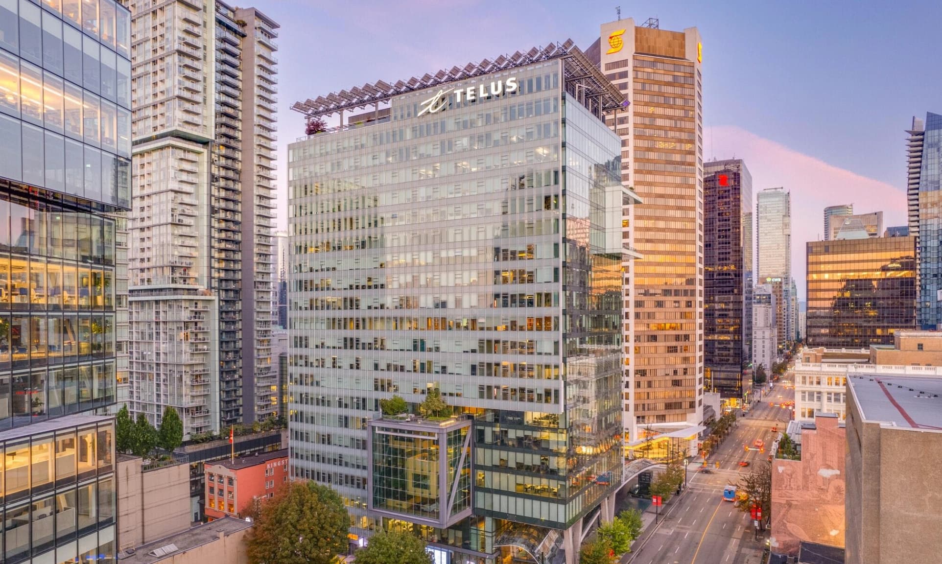 TELUS Crashes 11% on Dividend Slash; ORCL, ADBE Due Thursday