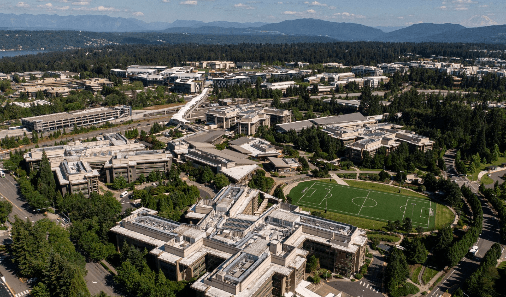 Microsoft Q4 FY2026 Earnings: Azure AI Is the Only Number