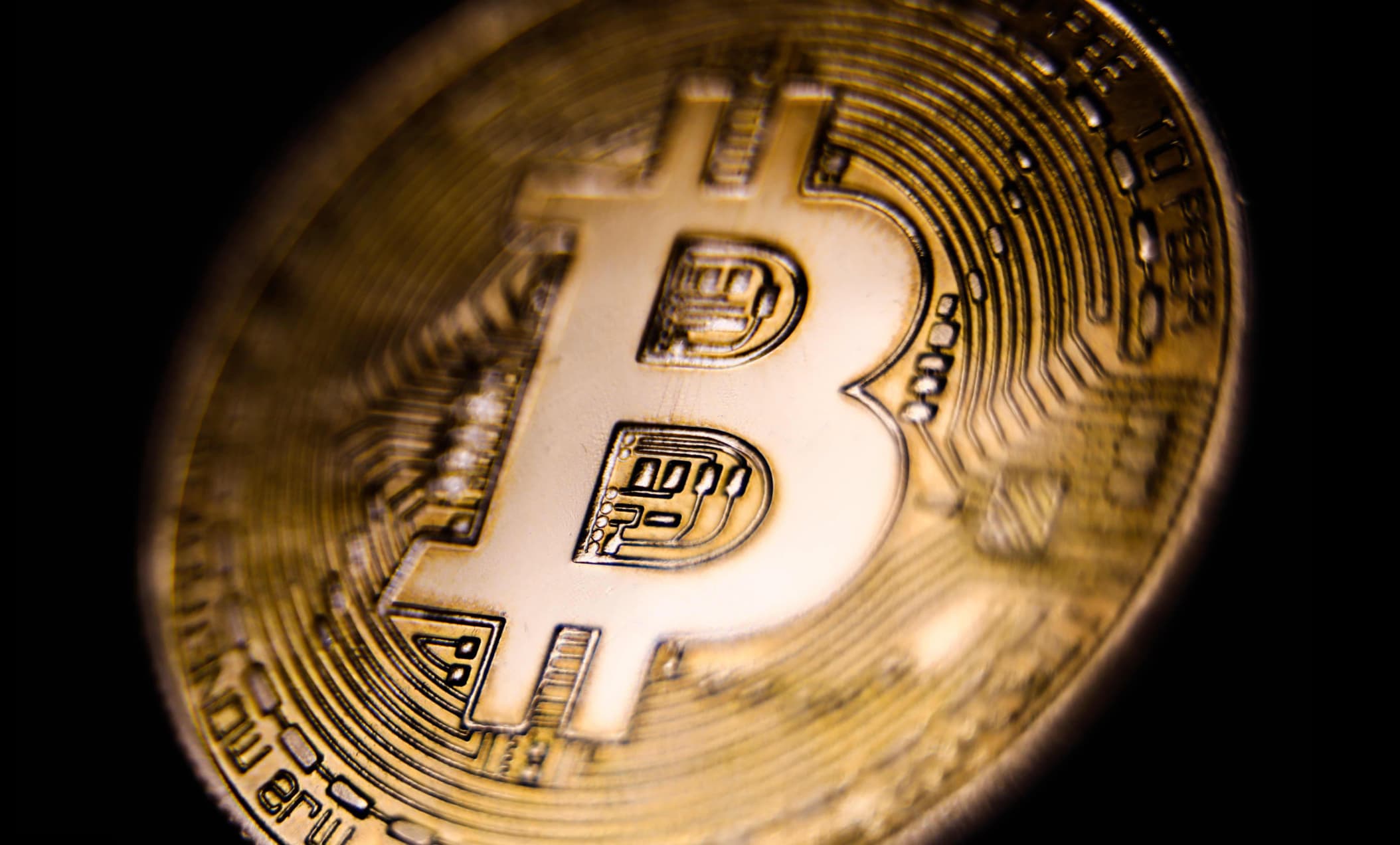 Bitcoin Eyes $60K Support at Q2 Close