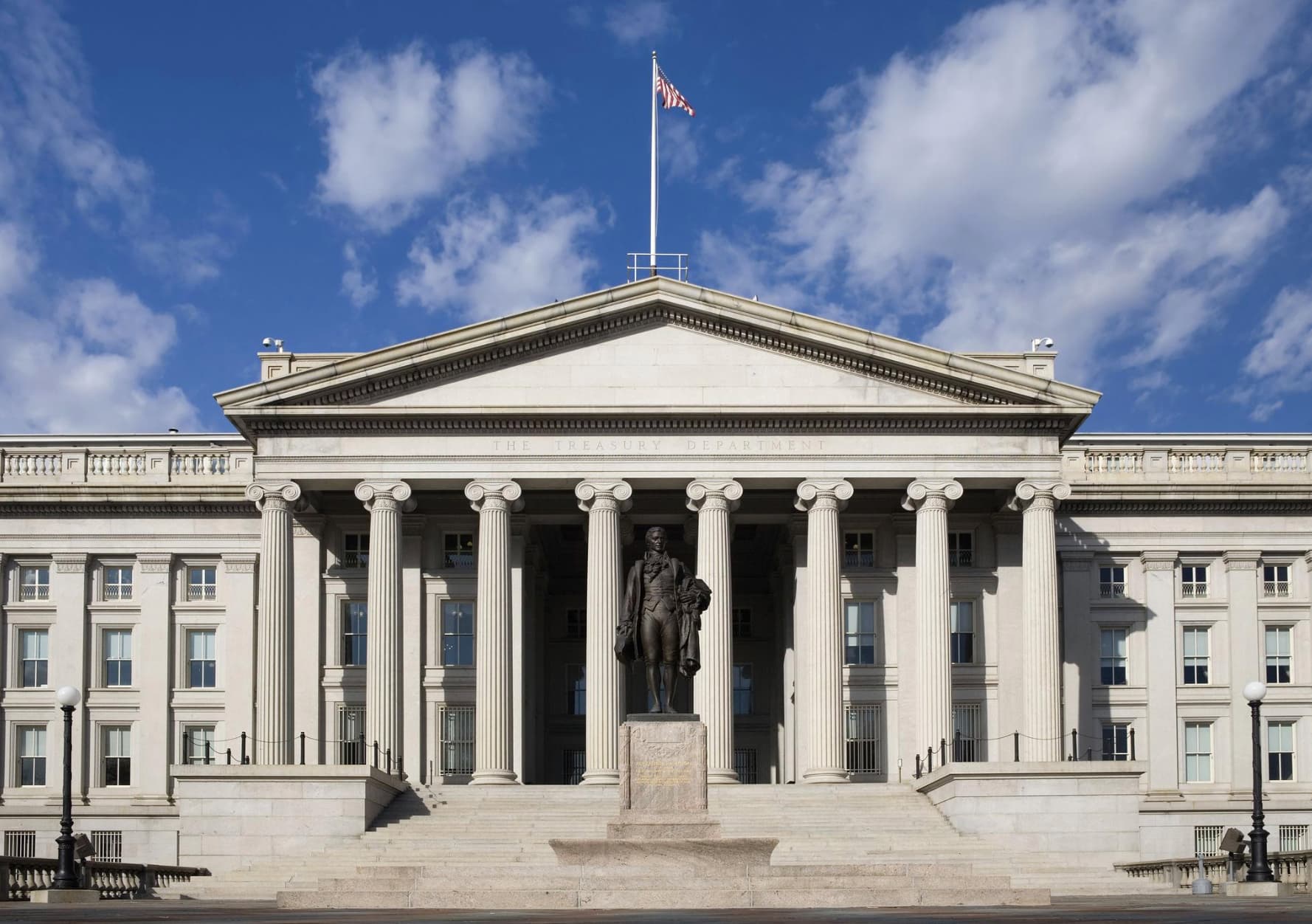 Fed's 9-3 Hold Sends 30-Year Yield to 2007 High