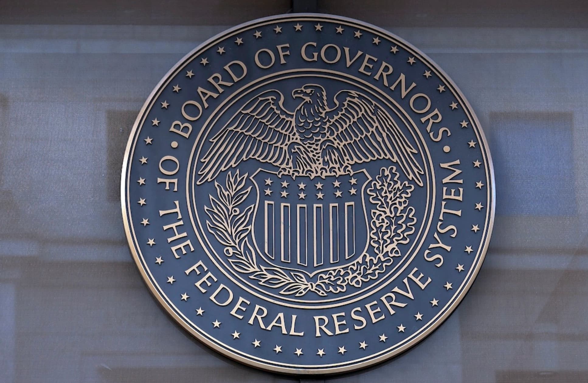 Fed Minutes Show Rate Hike Risk Is Back on the Table