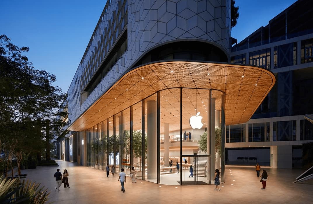 Apple Q2 Earnings Today: $109.7B Revenue, iPhone 17, AAPL Watch