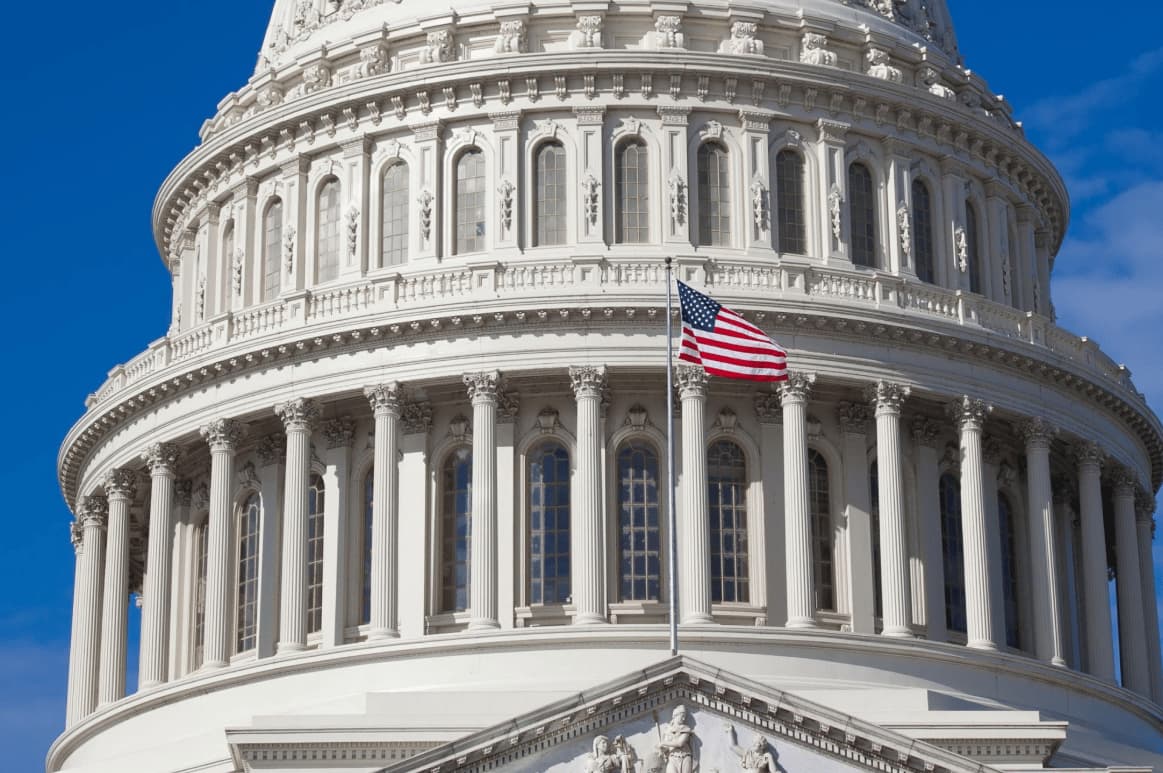 Warsh Clears Senate Hurdle as Fed Chair Vote Looms