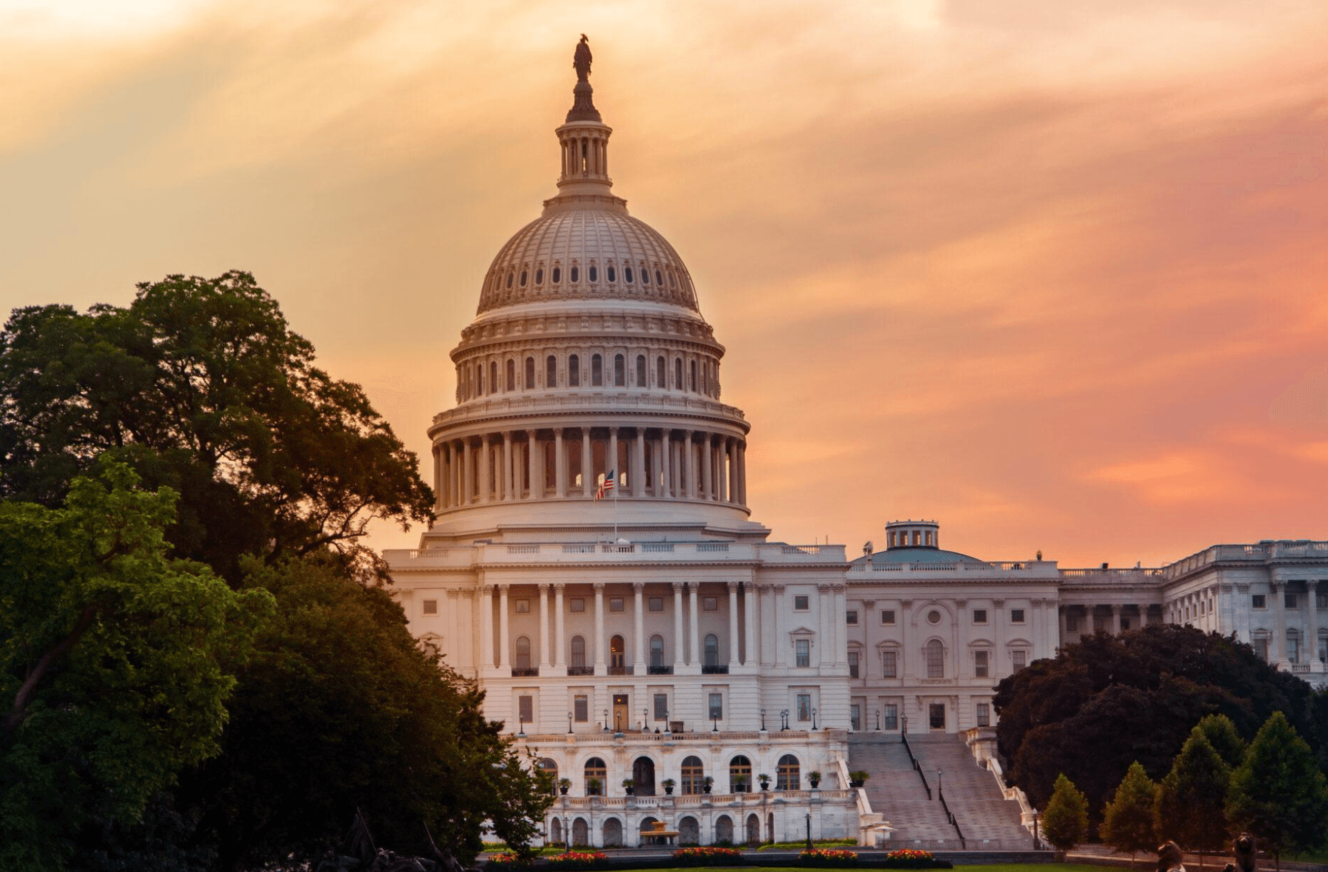 XRP Drops 2% as CLARITY Act Delay Kills Bull Case