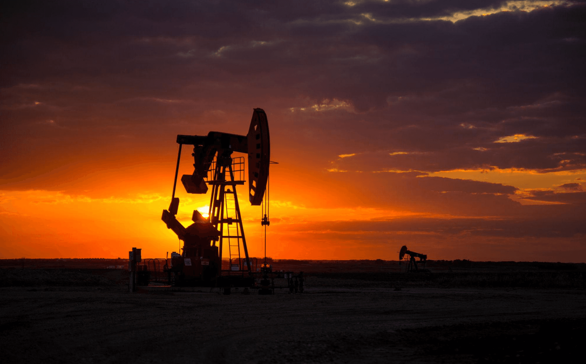 Oil's 20% July Surge Is the Fed's Biggest Problem Now