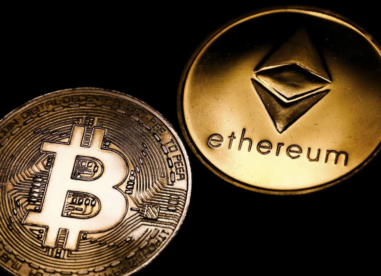 Ethereum ETFs Bleed $202M in One Day While BTC Gains