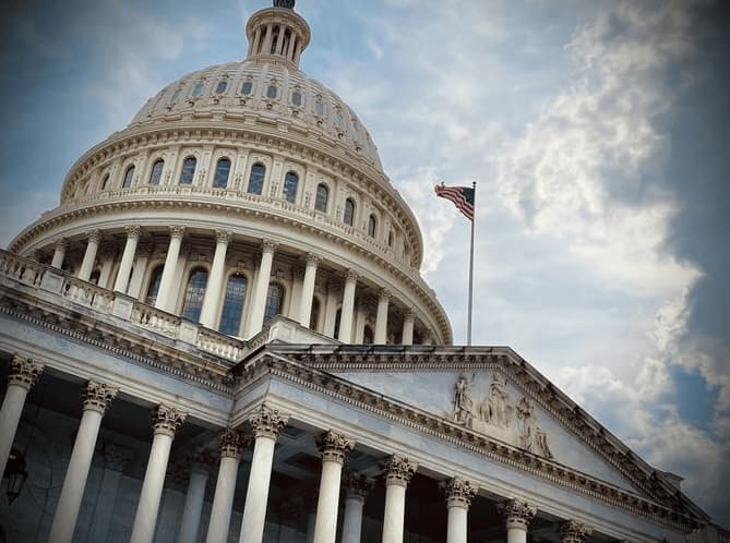 CLARITY Act Advances as Crypto Gets Its Regulatory Map