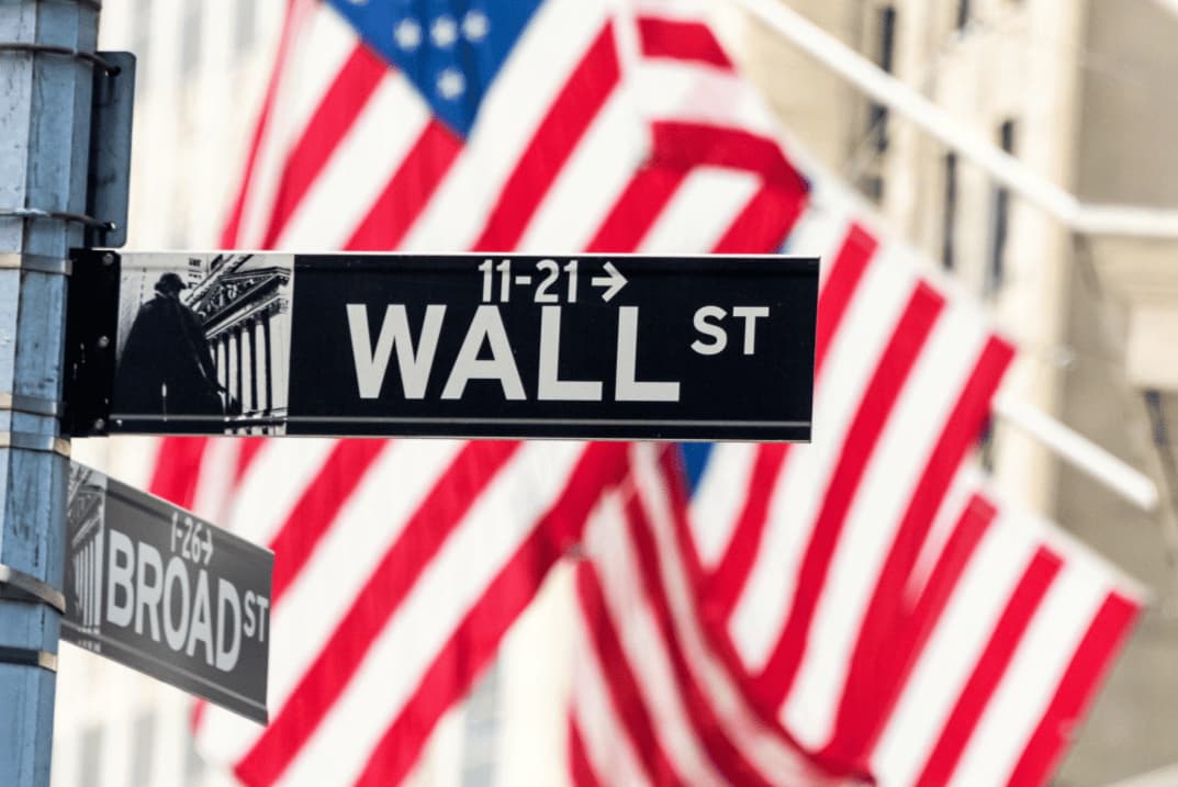 VOO Hits $1 Trillion as ETF Industry Crosses $1T Flows