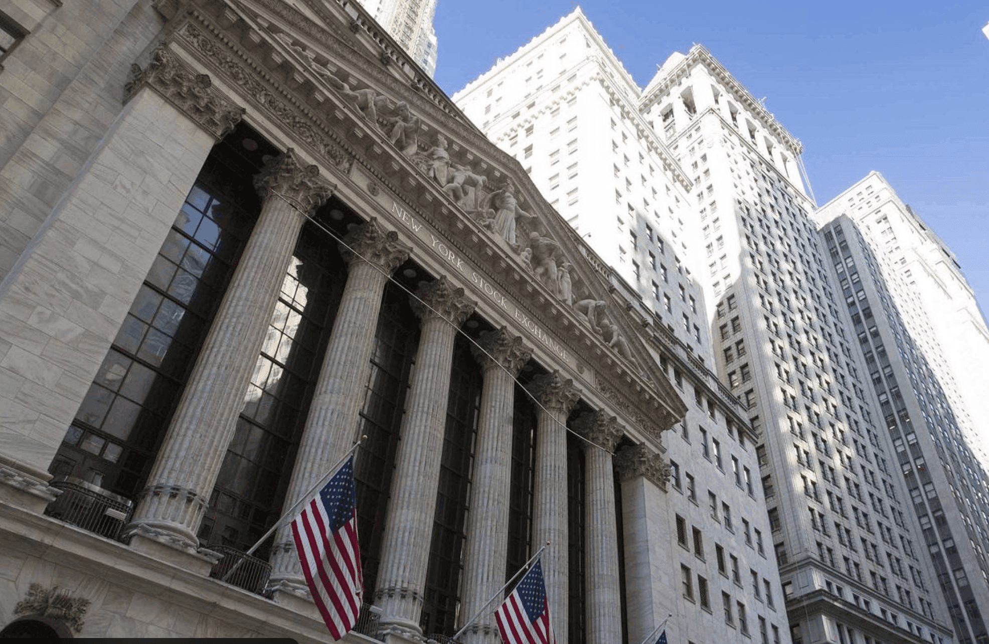 Bond ETFs Pull In $200B As 30-Year Yield Hits 5.2%