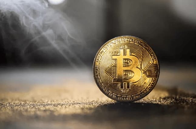Bitcoin Pulls Back to $79K After Touching $82K Weekly High