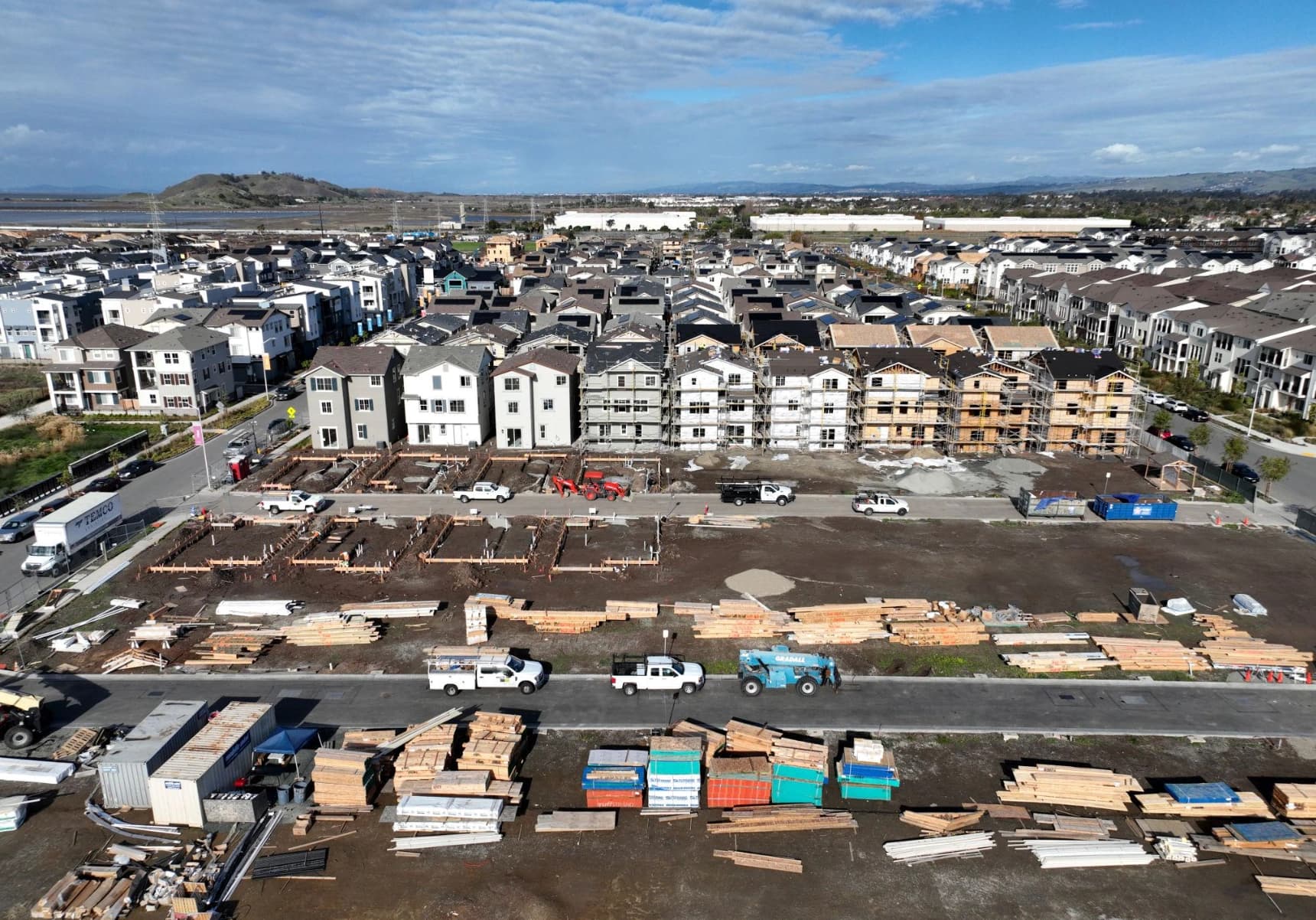 Lennar Misses Big as Mortgage Rates Top 7%