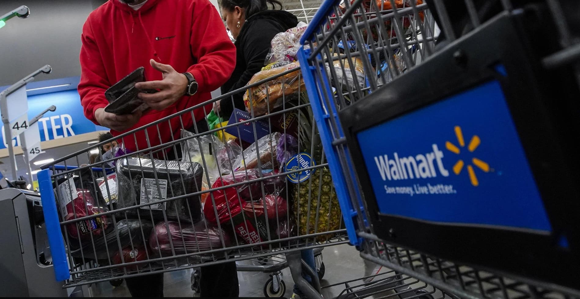Walmart's 9% Crash: What the Comp Miss Means Monday