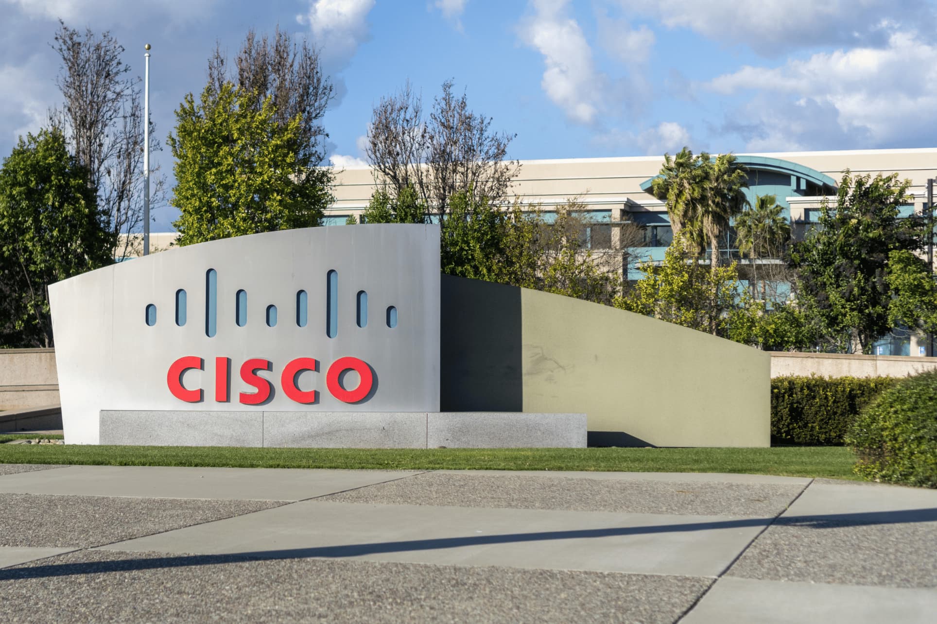 Cisco Surges 13% as AI Orders Hit $9 Billion — Is It Sustainable?
