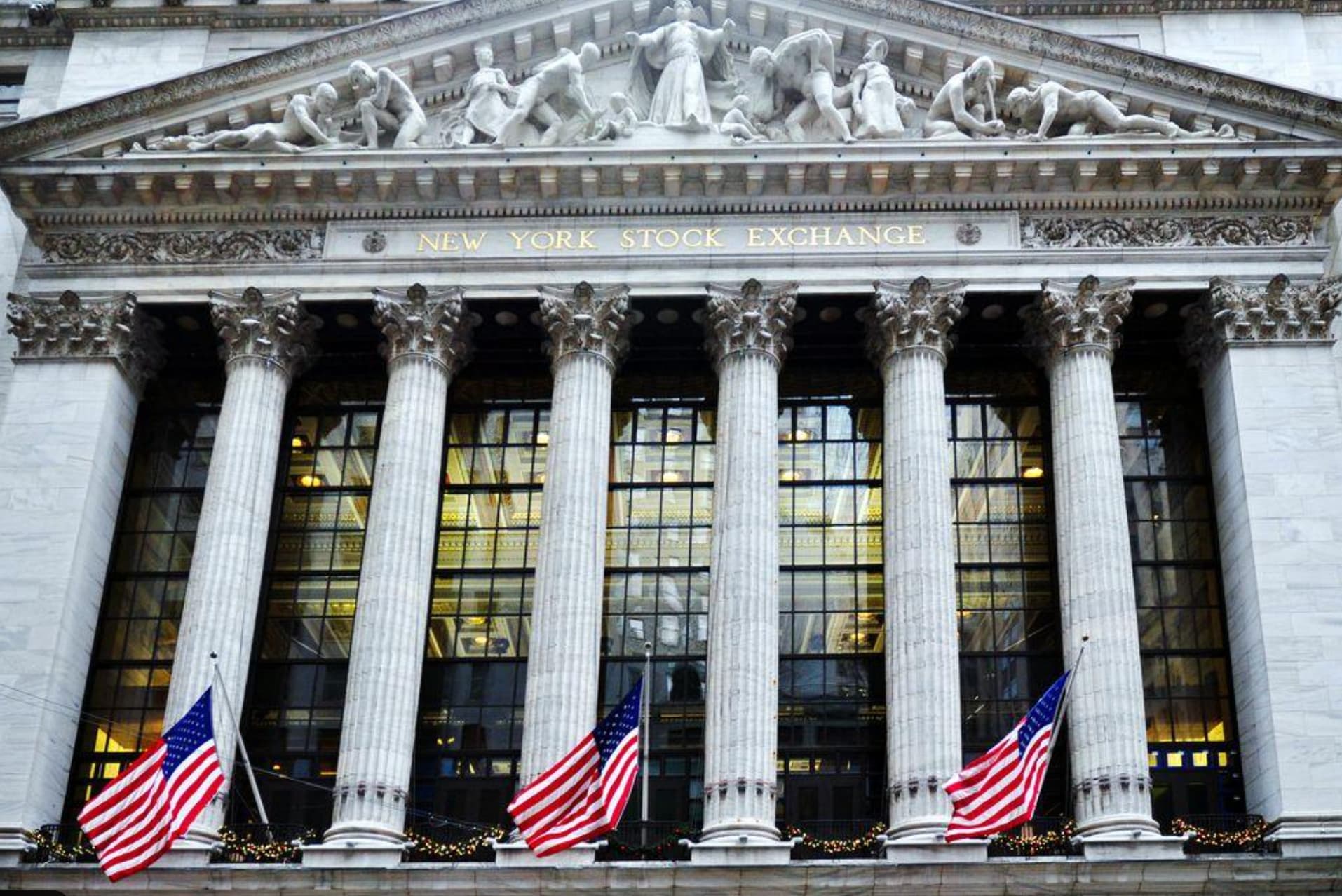 Nasdaq Futures Jump 1.5% as AI Fear Trade Cools