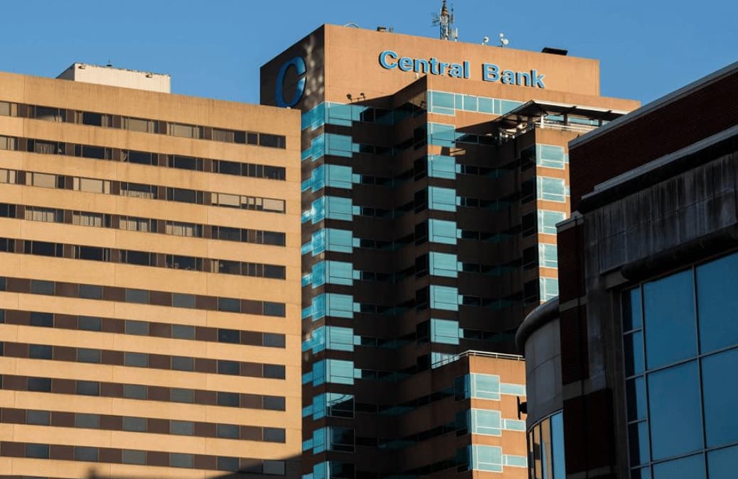 Global Central Banks Split as Hormuz Shock Deepens