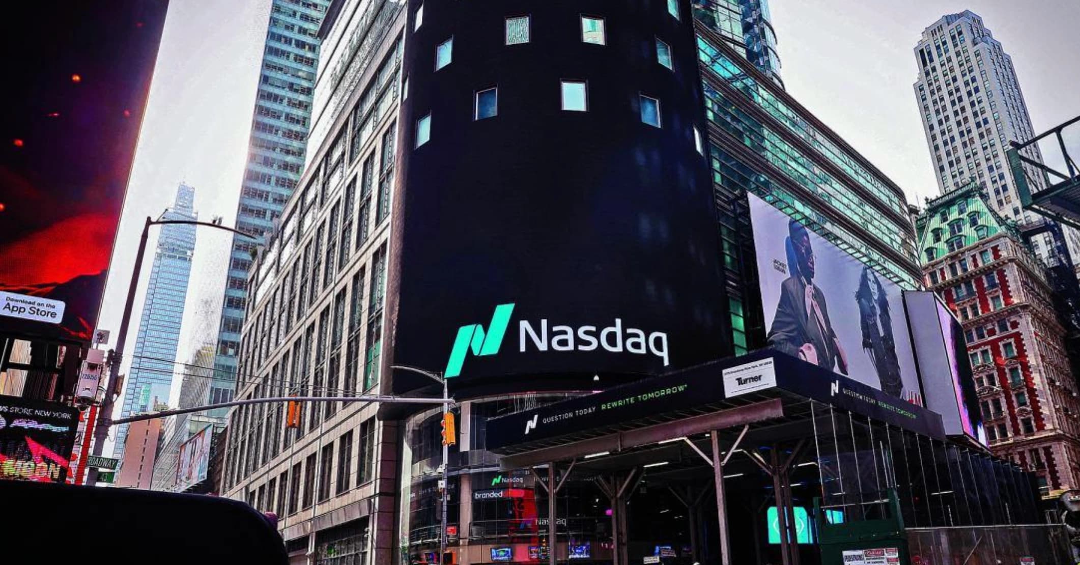 Nasdaq Hits Record 27,244 as Tech Splits From Dow