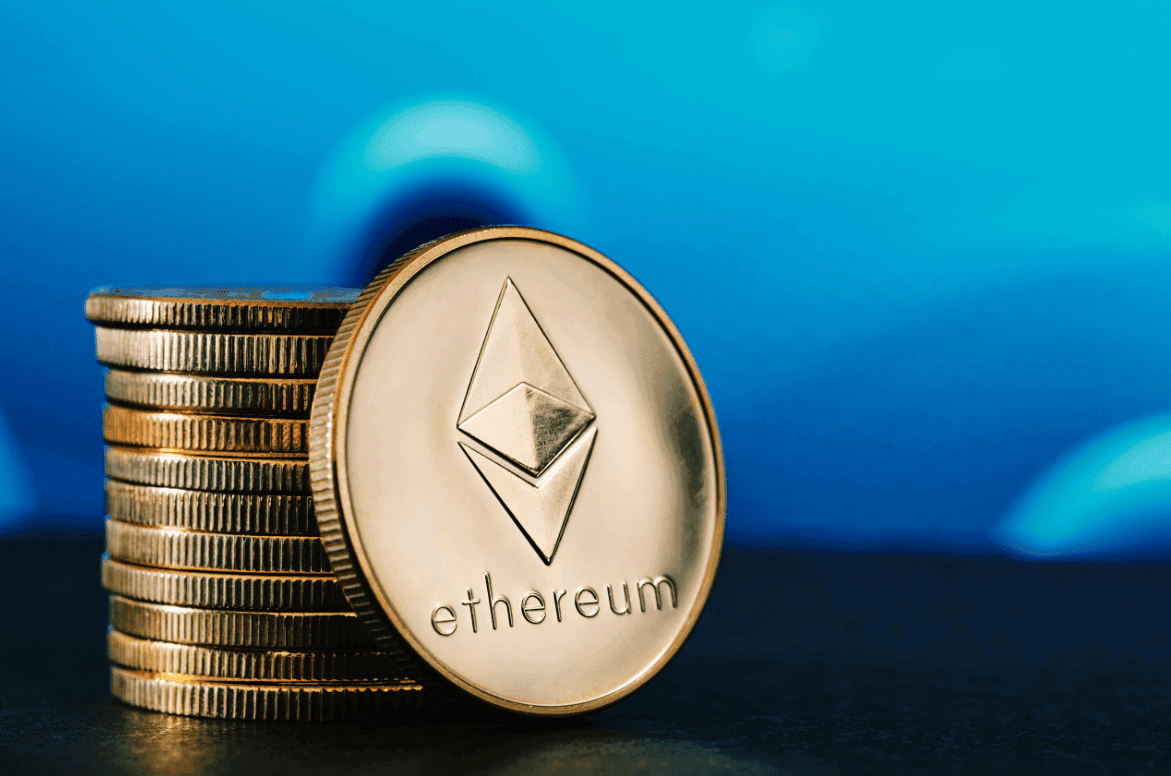 Ethereum ETFs Post $250M Weekly Inflows as XRP Hits $1B AUM