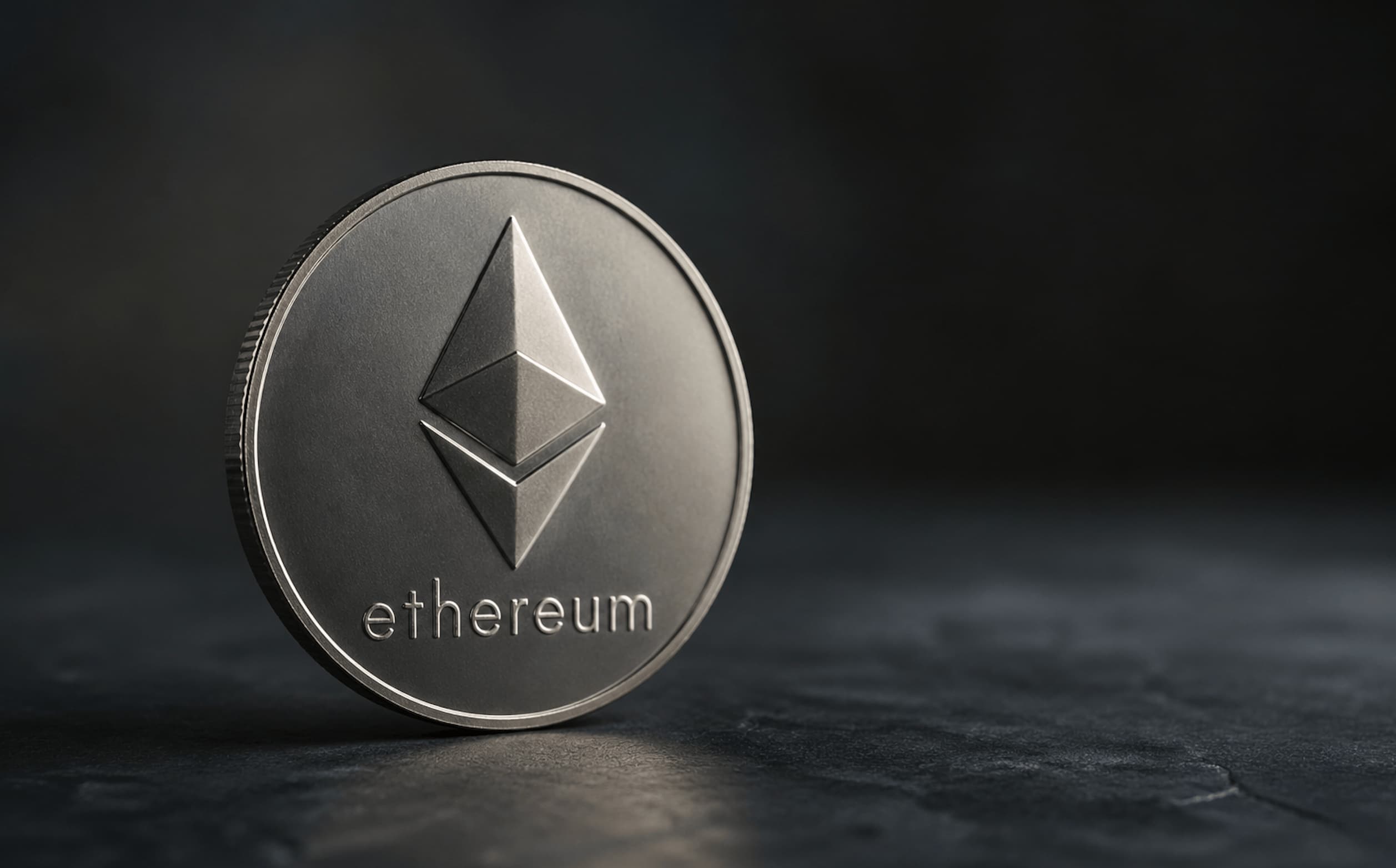 Ethereum Lags Bitcoin Despite Persistent ETF Demand