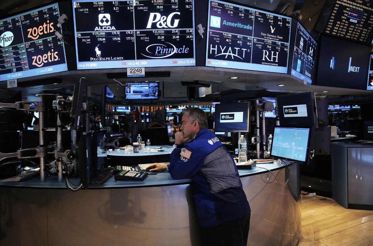 Futures Slip as GDP Revision and Iran Tensions Cloud Record Rally
