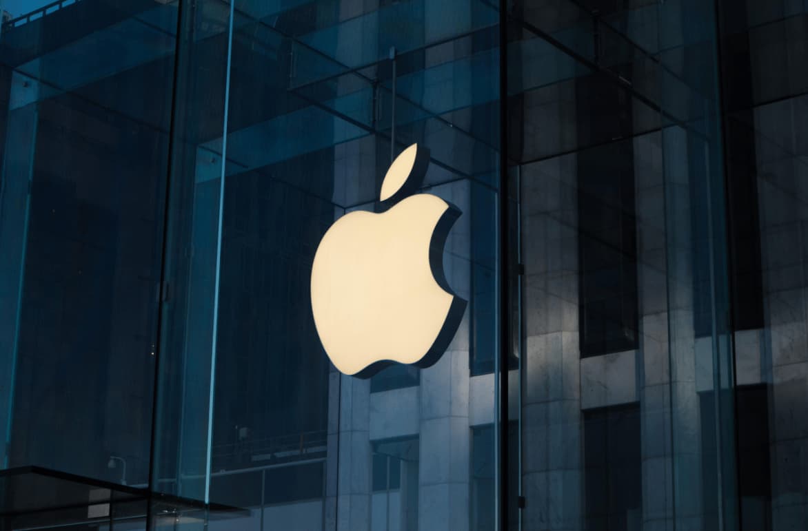 Intel Hits All-Time High on Apple Foundry Deal Reports