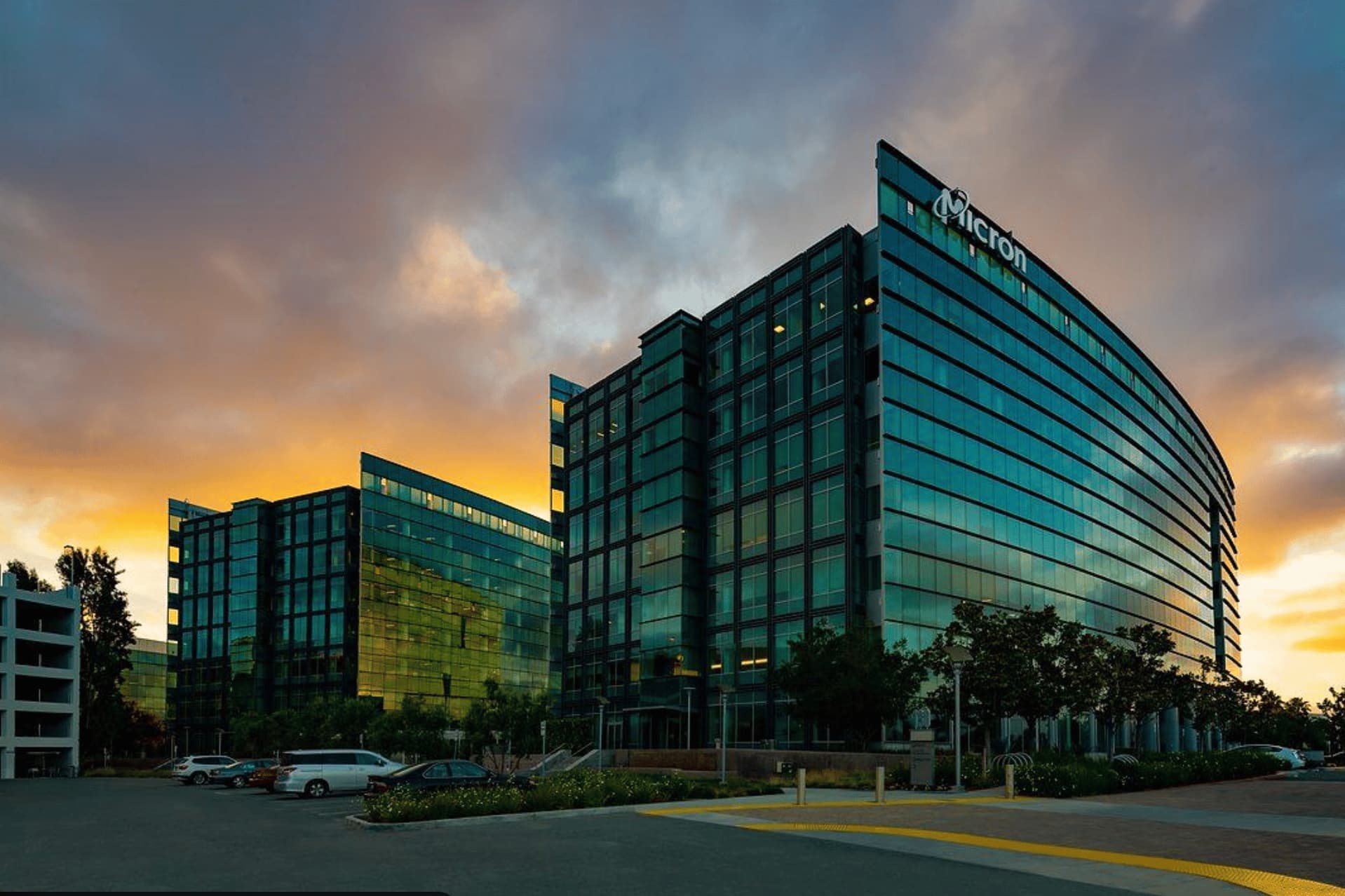 Micron Hits $812 as AI Memory Crunch Rewrites the Chip Map