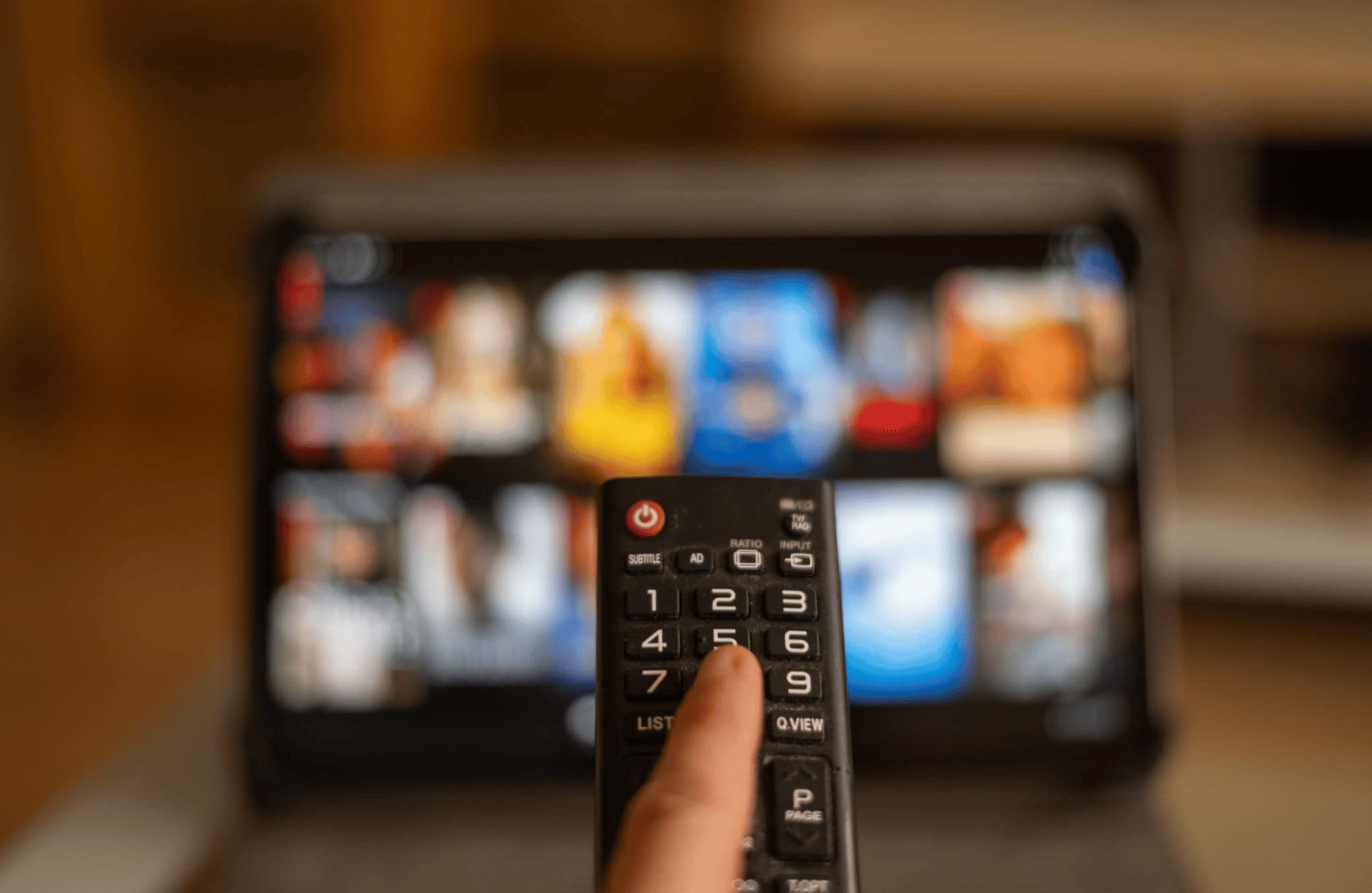 Netflix Drops 9% on Hastings Board Exit Despite $12.25B Q1 Beat
