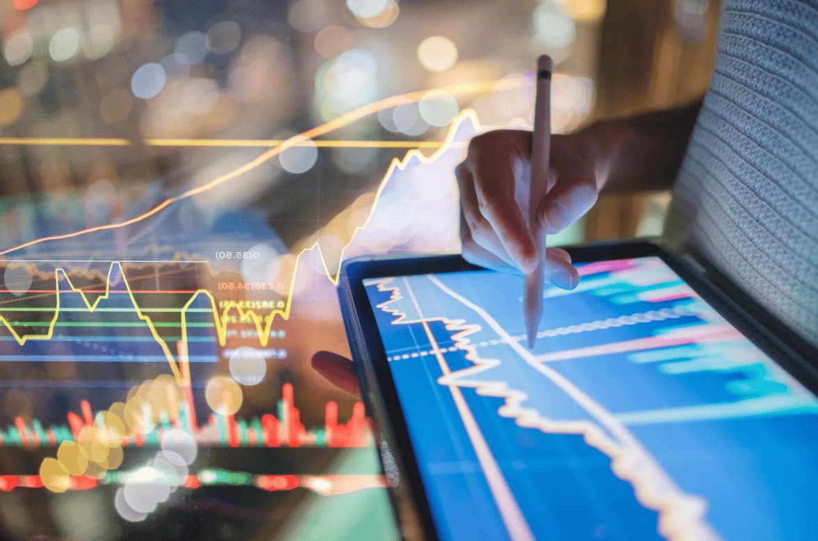 Palantir's $1.5 Billion Q1 Test: AIP and a 10.5% Implied Move