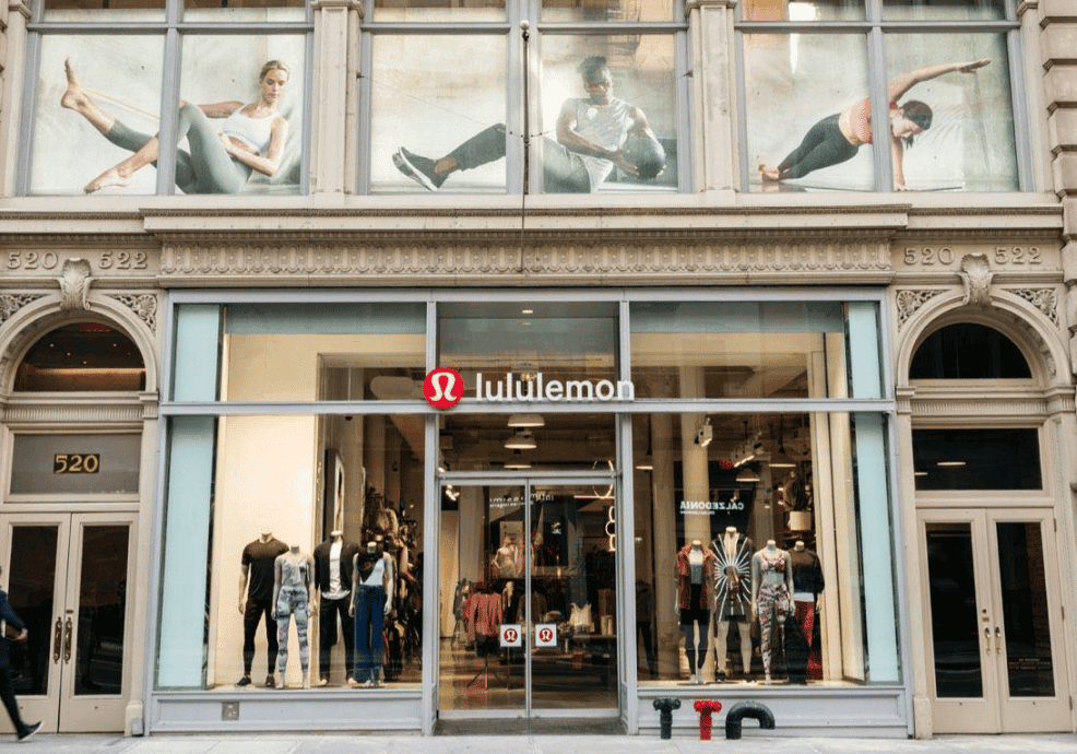 Lululemon Slashes Outlook as North America Sales Keep Falling