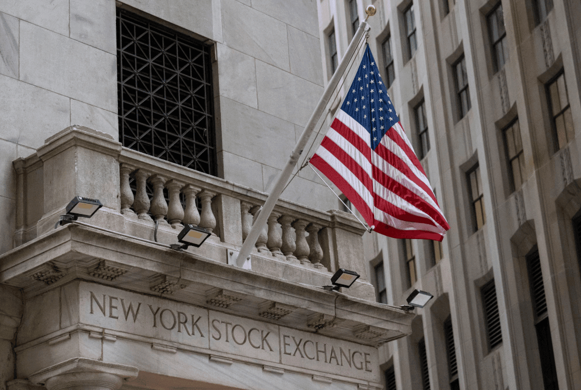 S&P 500 Futures Edge Higher After Nasdaq Snaps 13-Day Streak