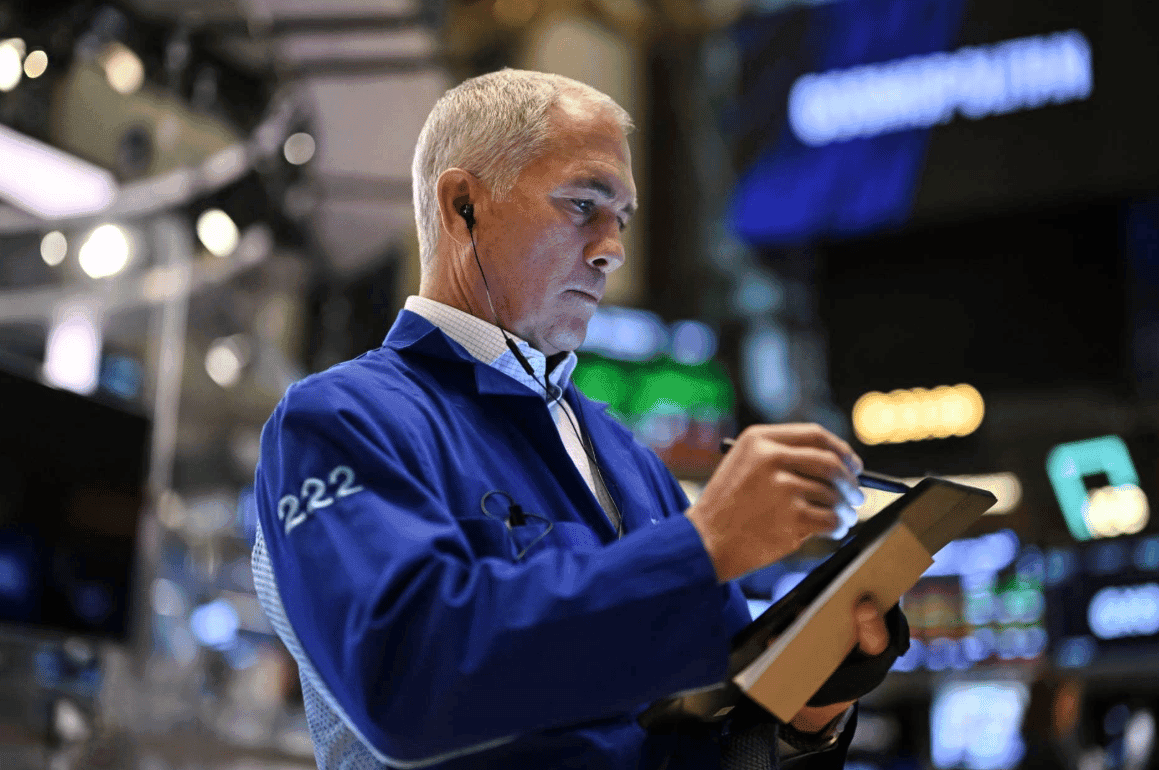 S&P 500 Futures Slip as Memory Chip Selloff Spills Into Tuesday
