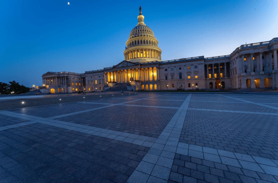 Senate Confirms Warsh to Fed Board as Powell Era Ends