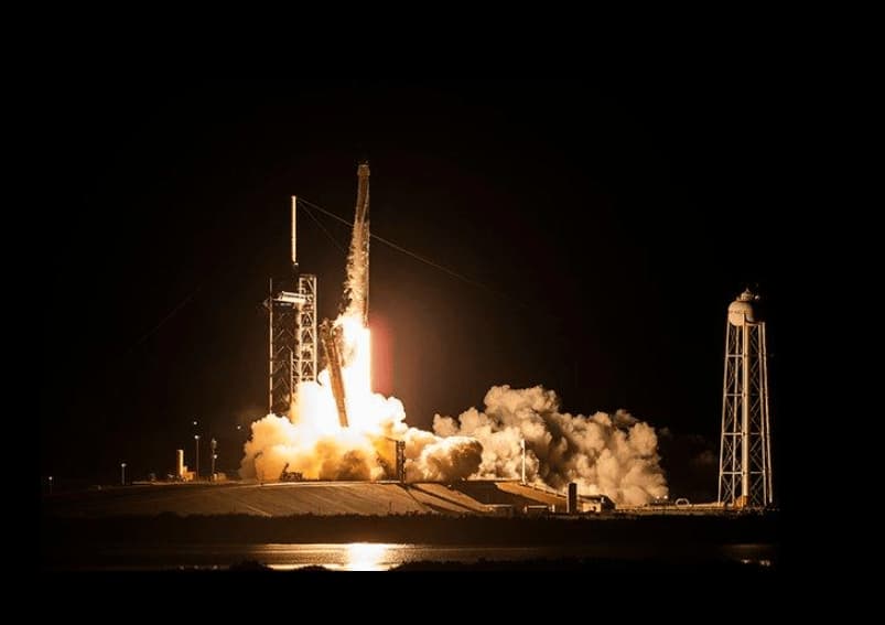 SpaceX ETF Explosion: 120 Funds, $1B Day One
